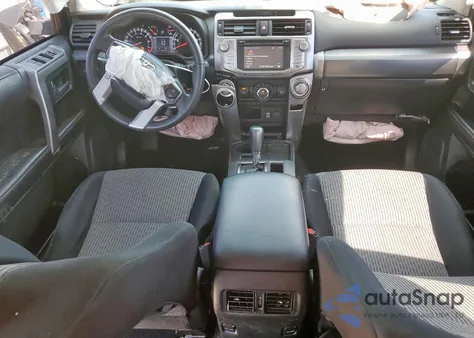 2016 Toyota 4Runner Sr5 z USA, uszkodzony, nr VIN JTEZU5JR6G5120853